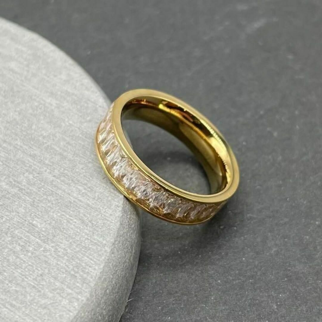 リング　ゴールド　指輪　ジルコニア　サージカルステンレス　金　エタニティ　新品 レディースのアクセサリー(リング(指輪))の商品写真