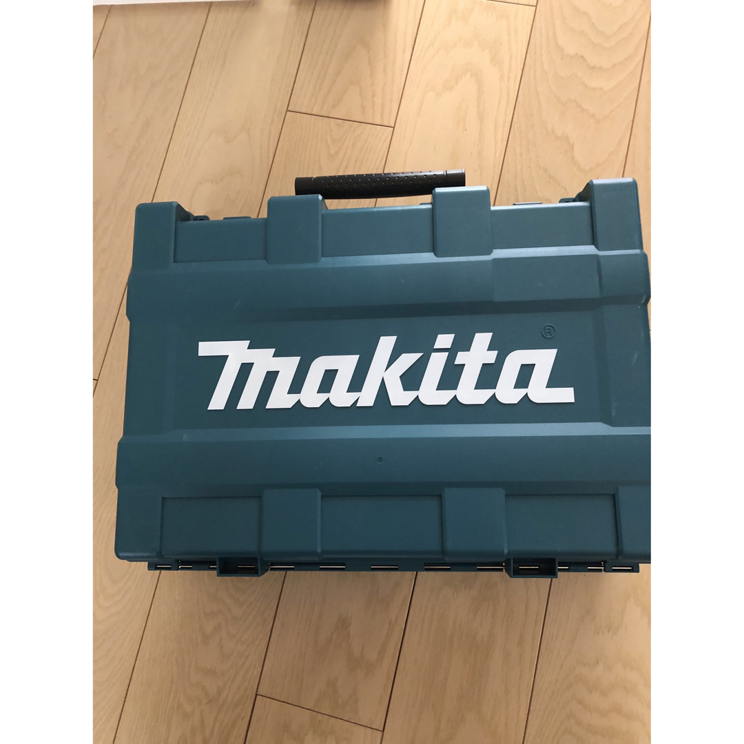 Makita(マキタ)の新品♫ 純正　マキタ　ケース　HR183DZKV その他のその他(その他)の商品写真