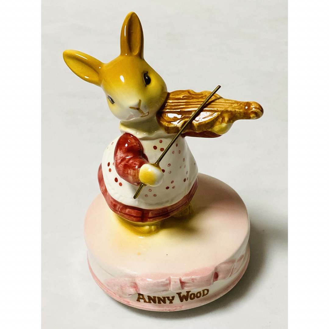 SANKYO(サンキョー)の【 美品 】昭和レトロ  Anny Wood(アニーウッド)  陶器製オルゴール インテリア/住まい/日用品のインテリア小物(オルゴール)の商品写真