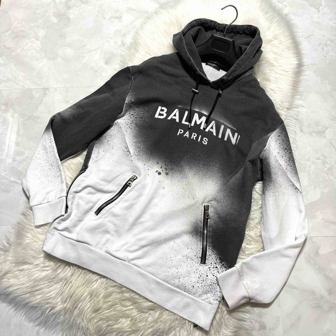 BALMAIN(バルマン)の本物 バルマンオム SIDE ZIP グラフィティー パーカー プルオーバー L メンズのトップス(パーカー)の商品写真