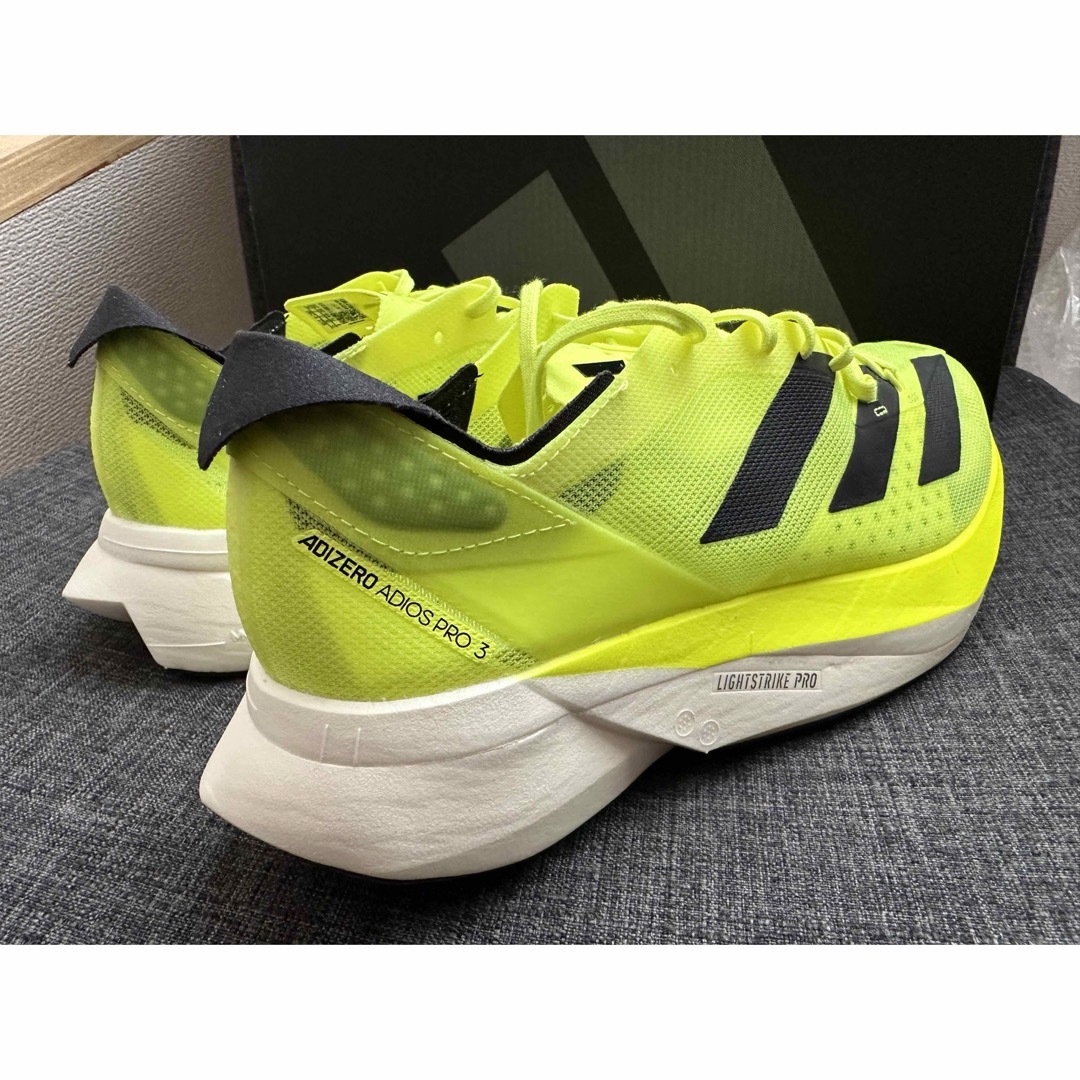 adidas(アディダス)の☆新品未使用☆アディダス（adidas）アディゼロアディオスプロ3M スポーツ/アウトドアのランニング(シューズ)の商品写真