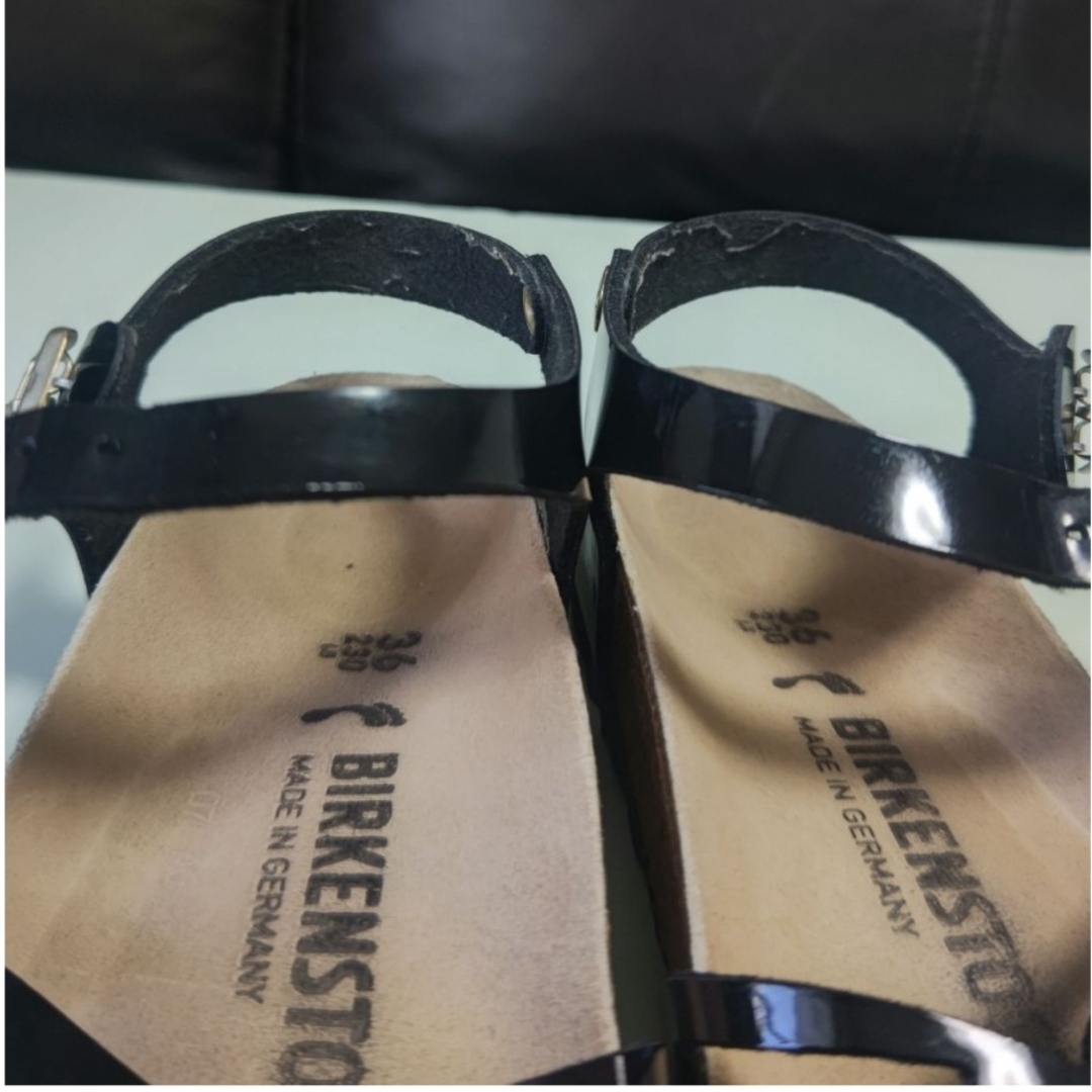 BIRKENSTOCK(ビルケンシュトック)のBIRKENSTOCK ビルケンシュトックサンダル バリ 黒 エナメル 36 レディースの靴/シューズ(サンダル)の商品写真