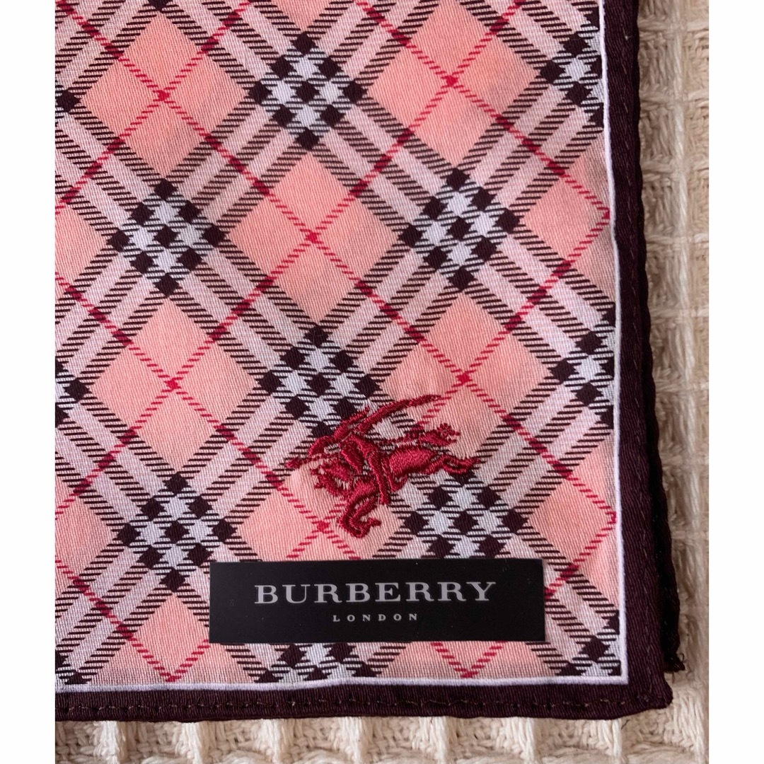 BURBERRY(バーバリー)のバーバリーハンカチ レディースのファッション小物(ハンカチ)の商品写真