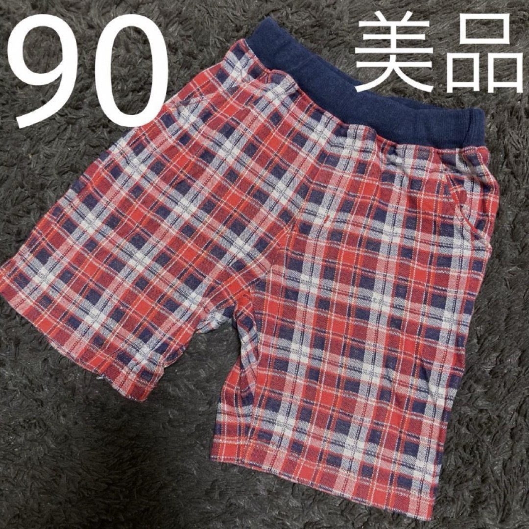 familiar(ファミリア)のfamiliar 赤チェックハーフパンツ 90cm 美品 キッズ/ベビー/マタニティのキッズ服男の子用(90cm~)(パンツ/スパッツ)の商品写真