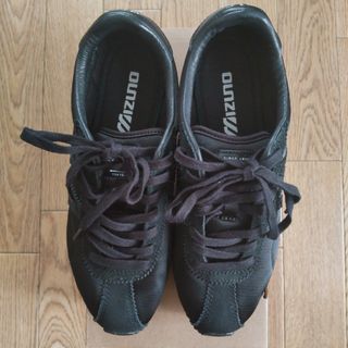 MIZUNOスニーカー　ブラックMLC-00