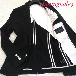 ✨美品✨　 1PIU1UGUALE3　 鮮やか黒白　テーラードジャケット　S
