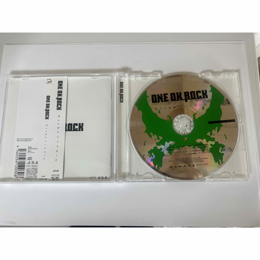 ONE OK ROCK(ワンオクロック)のONEOKROCK「Nicheシンドローム」CDアルバム エンタメ/ホビーのCD(ポップス/ロック(邦楽))の商品写真