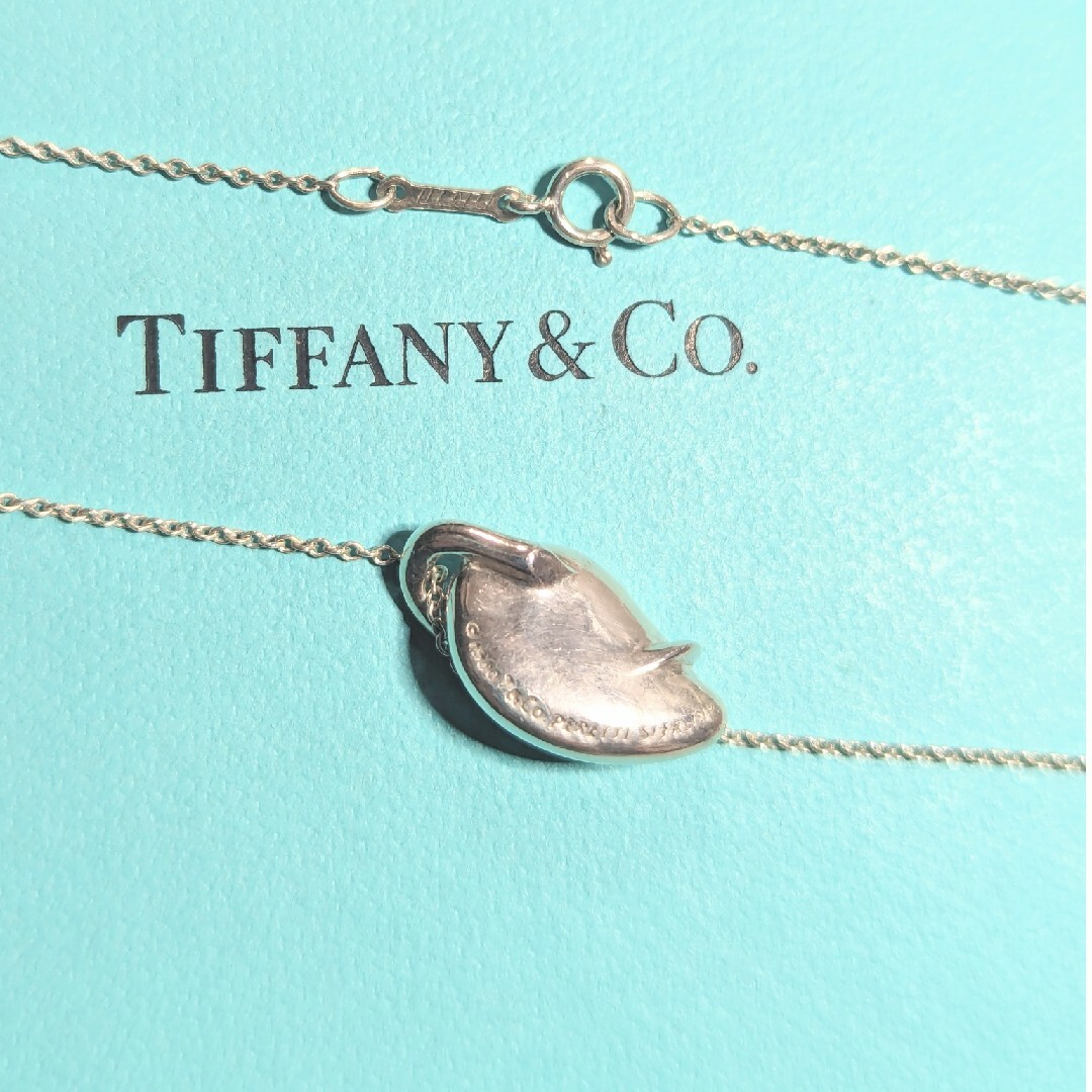 Tiffany & Co.(ティファニー)のティファニー 　リーフ ネックレス レディースのアクセサリー(ネックレス)の商品写真