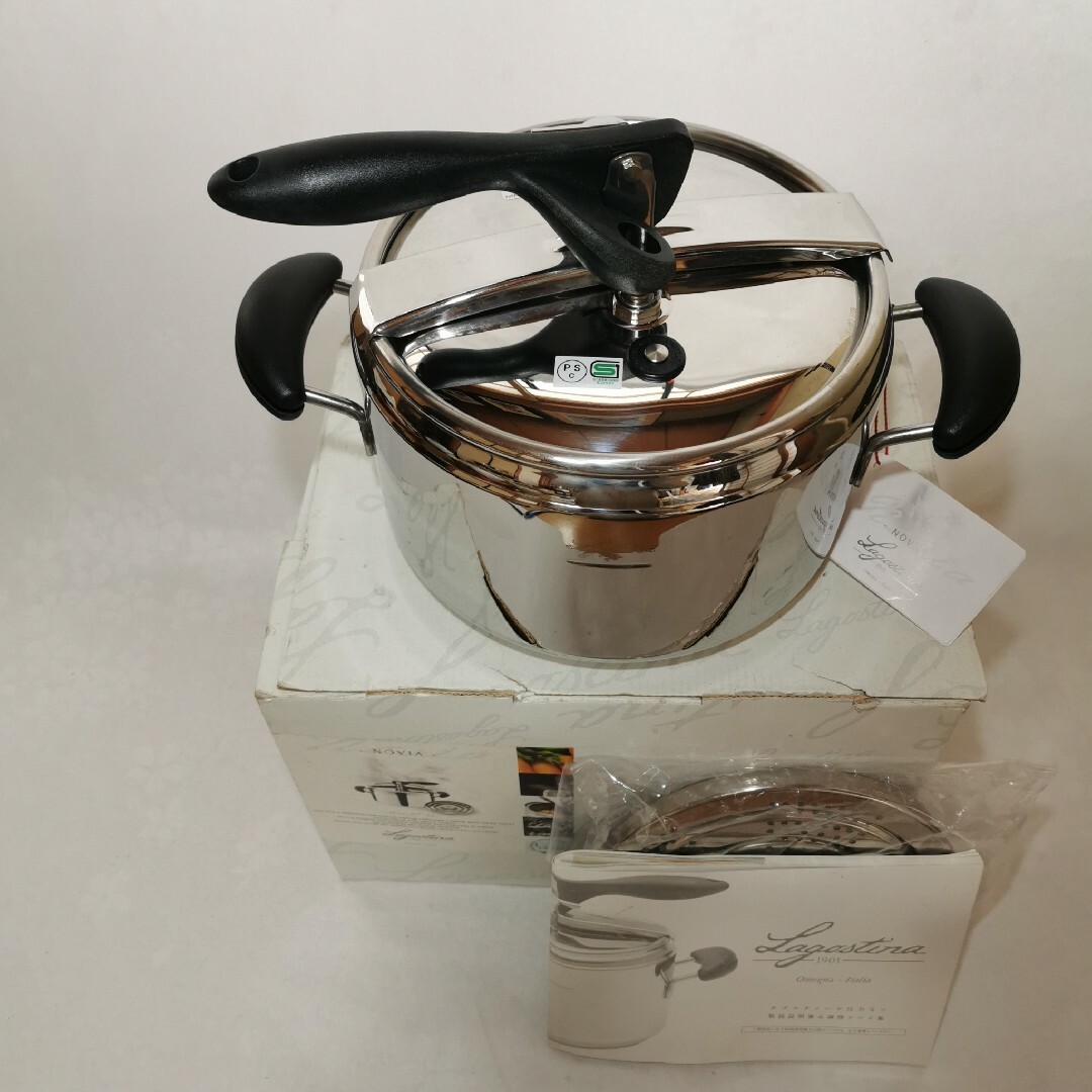 Lagostina - ラゴスティーナ圧力鍋 ノビア IH対応OK 5L 未使用品 Lagostina - ラゴスティーナ圧力鍋 ノビア IH対応OK 5L 未使用品