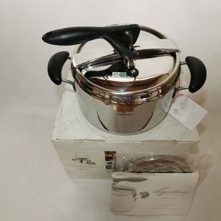 Lagostina(鍋/フライパン)のフリマアイテム一覧 Lagostina(鍋/フライパン)のフリマアイテム一覧