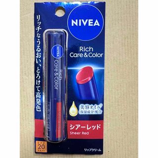 ニベア(ニベア)のニベア花王　リッチケア&カラーリップ シアーレッド  2g 無香料　NIVEA(リップケア/リップクリーム)