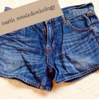 アースミュージックアンドエコロジー(earth music & ecology)のearth デニムショートパンツ(ショートパンツ)