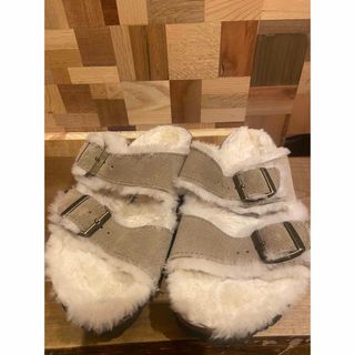 ビルケンシュトック(BIRKENSTOCK)のBIRKENSTOCK ARIZONA ビルケンシュトック アリゾナ　ボア(サンダル)