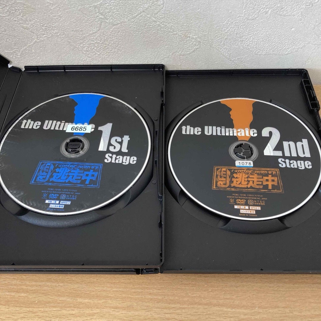 逃走中 25・26 run for money DVD 2本の通販 by s shop|ラクマ 逃走中 25・26 run for money DVD 2本の通販 by s shop|ラクマ