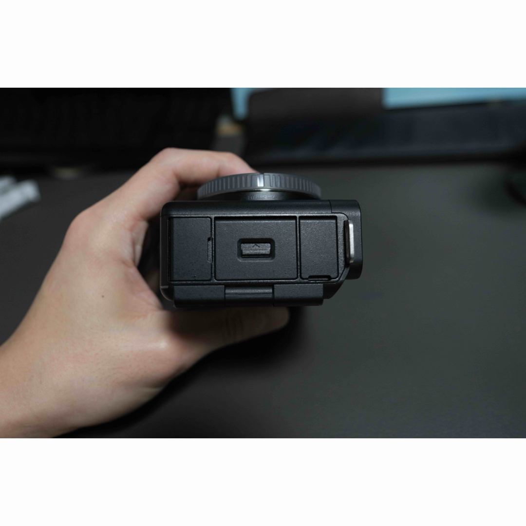 SONY ZV-E1 ブラック スマホ/家電/カメラのカメラ(ミラーレス一眼)の商品写真