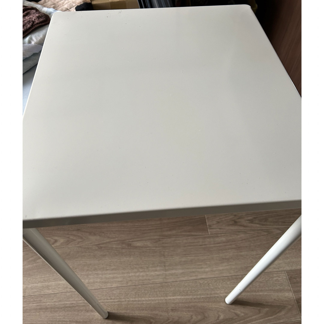 IKEA(イケア)の【引き取り】IKEA テーブル 屋外用 屋内用 園芸 diy ダイニングテーブル インテリア/住まい/日用品の机/テーブル(ダイニングテーブル)の商品写真