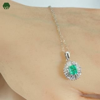 【25‐18】エメラルド　ダイヤモンド ネックレス　E0.61ctD0.34ct(ネックレス)