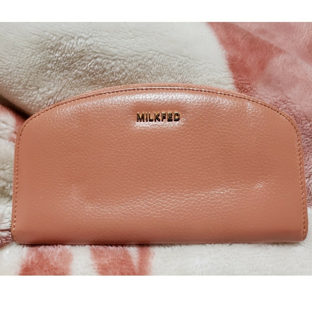 MILKFED.(ミルクフェド)の《中古品》MILKFED. 長財布 サーモンピンク レディースのファッション小物(財布)の商品写真