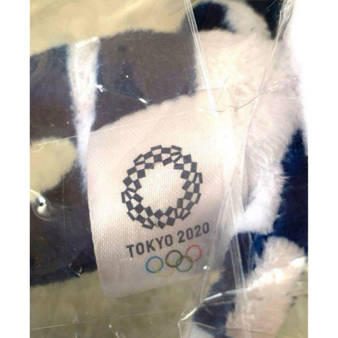 SEGA(セガ)の公式品⭐️東京2020オリンピックマスコットぬいぐるみバッジ『ミライトワ』新品 エンタメ/ホビーのおもちゃ/ぬいぐるみ(ぬいぐるみ)の商品写真