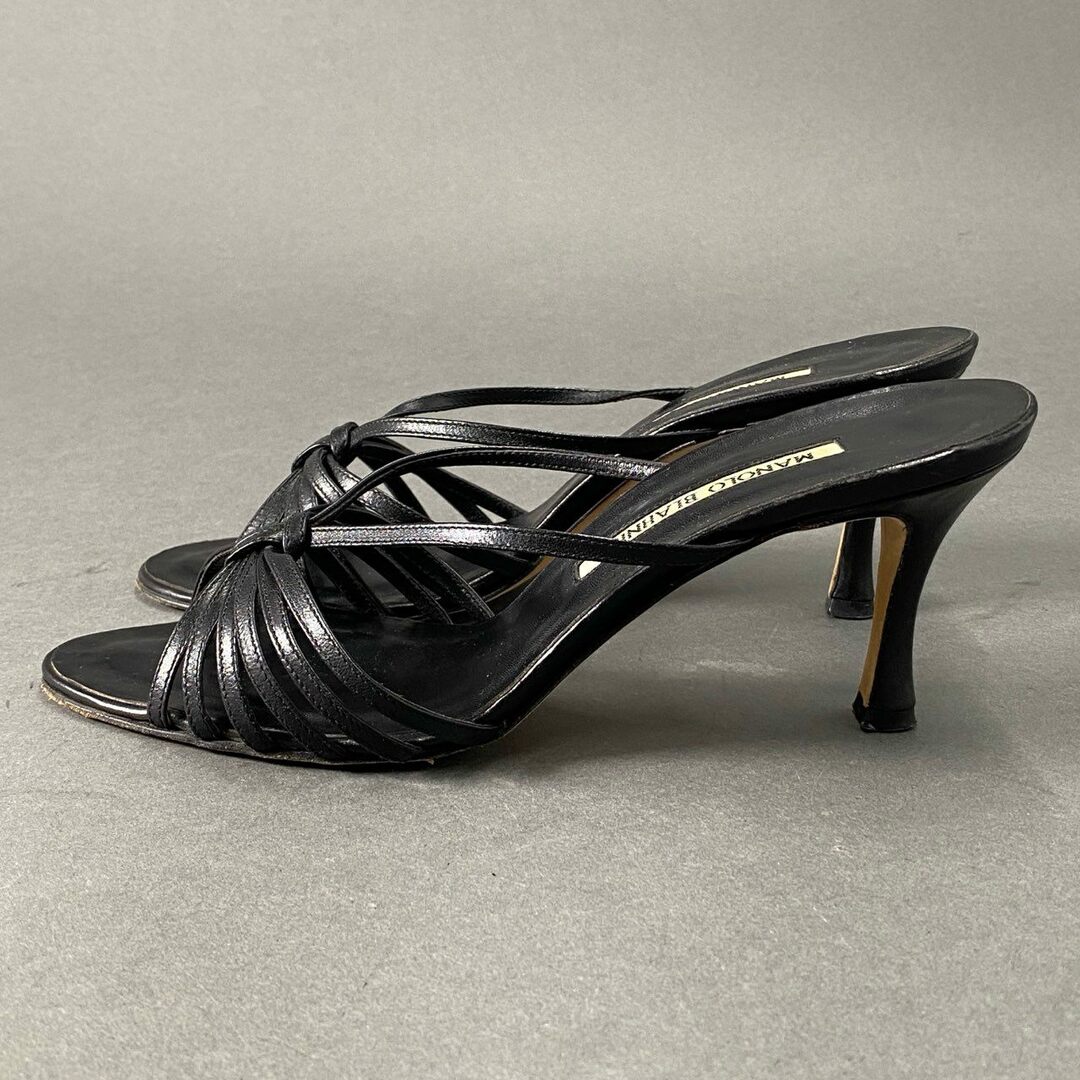MANOLO BLAHNIK(マノロブラニク)の4c9 MANOLO BLAHNIK マノロブラニク レザー ヒールサンダル 37 ブラック パンプス シューズ Leather Sandal レディースの靴/シューズ(サンダル)の商品写真