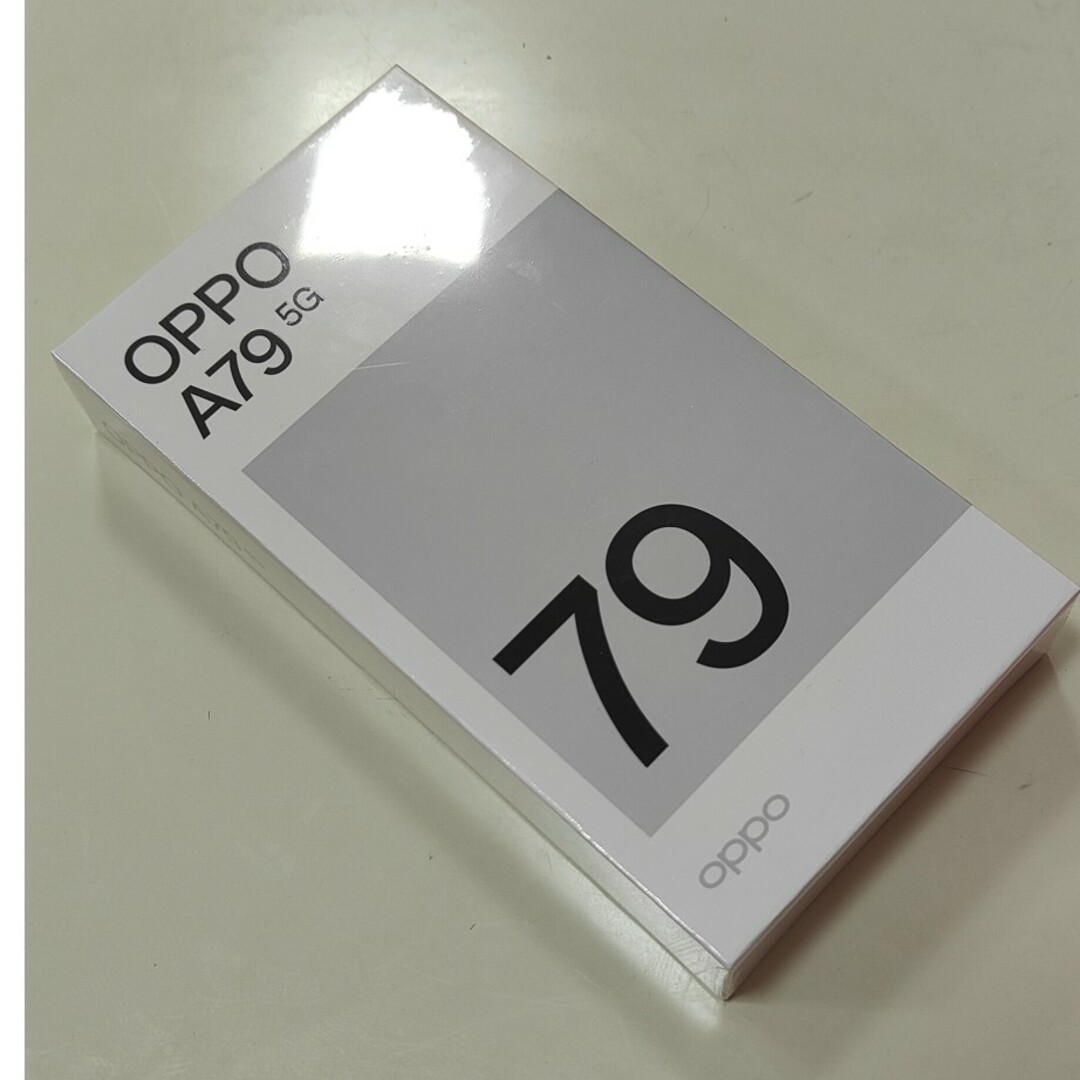 OPPO(オッポ)のOPPO A79 5G A303OP グローグリーン ワイモバイル SIMフリー スマホ/家電/カメラのスマートフォン/携帯電話(スマートフォン本体)の商品写真