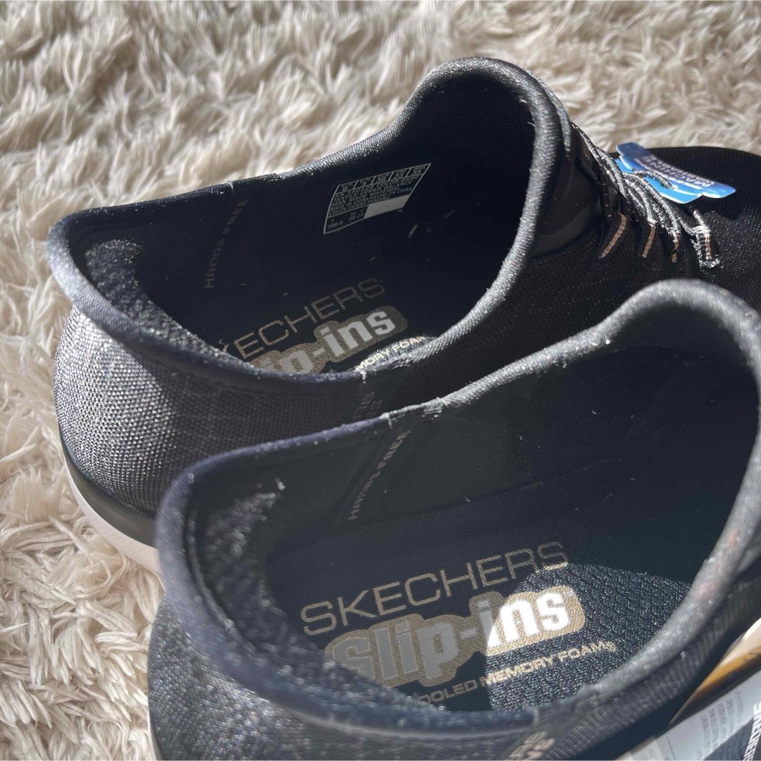 SKECHERS(スケッチャーズ)のSkechers slip-ins スケッチャーズ　スリップイン レディースの靴/シューズ(スニーカー)の商品写真