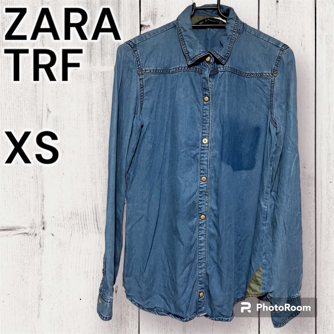 ZARA(ザラ)のZARA TRF ザラ デニムシャツ XS ダメージ加工 オールド加工 レディースのトップス(シャツ/ブラウス(長袖/七分))の商品写真