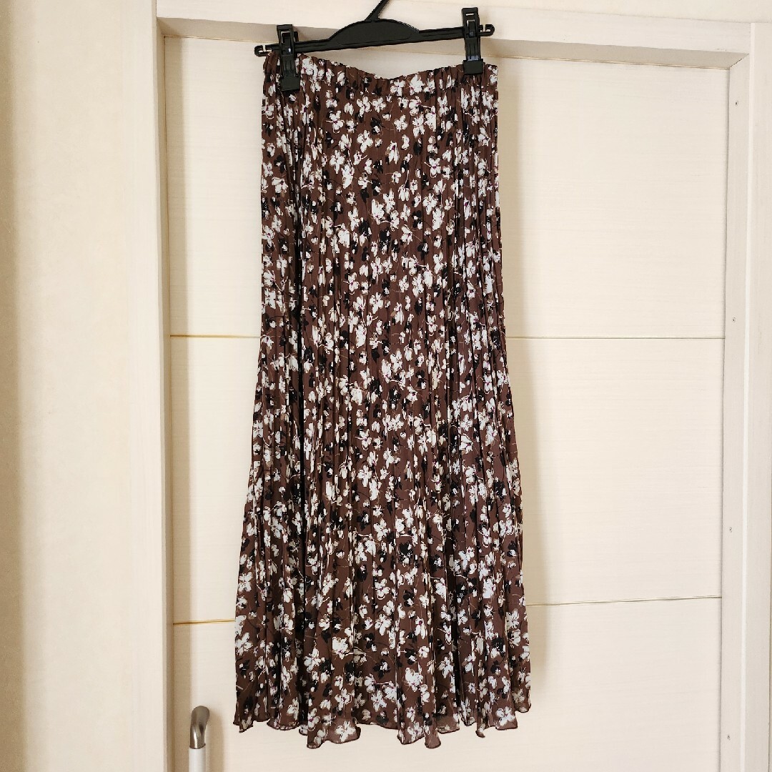 LOWRYS FARM(ローリーズファーム)のLOWRYS FARM　小花柄プリーツスカート レディースのスカート(ロングスカート)の商品写真
