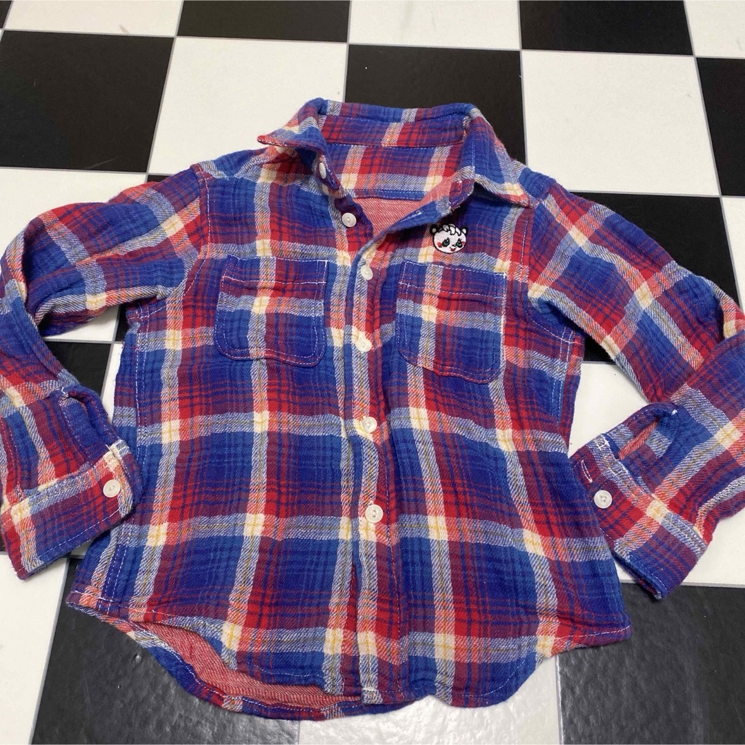 GrandGround(グラグラ)のグラグラ ストーリーズ チェック シャツ 110 キッズ/ベビー/マタニティのキッズ服男の子用(90cm~)(Tシャツ/カットソー)の商品写真