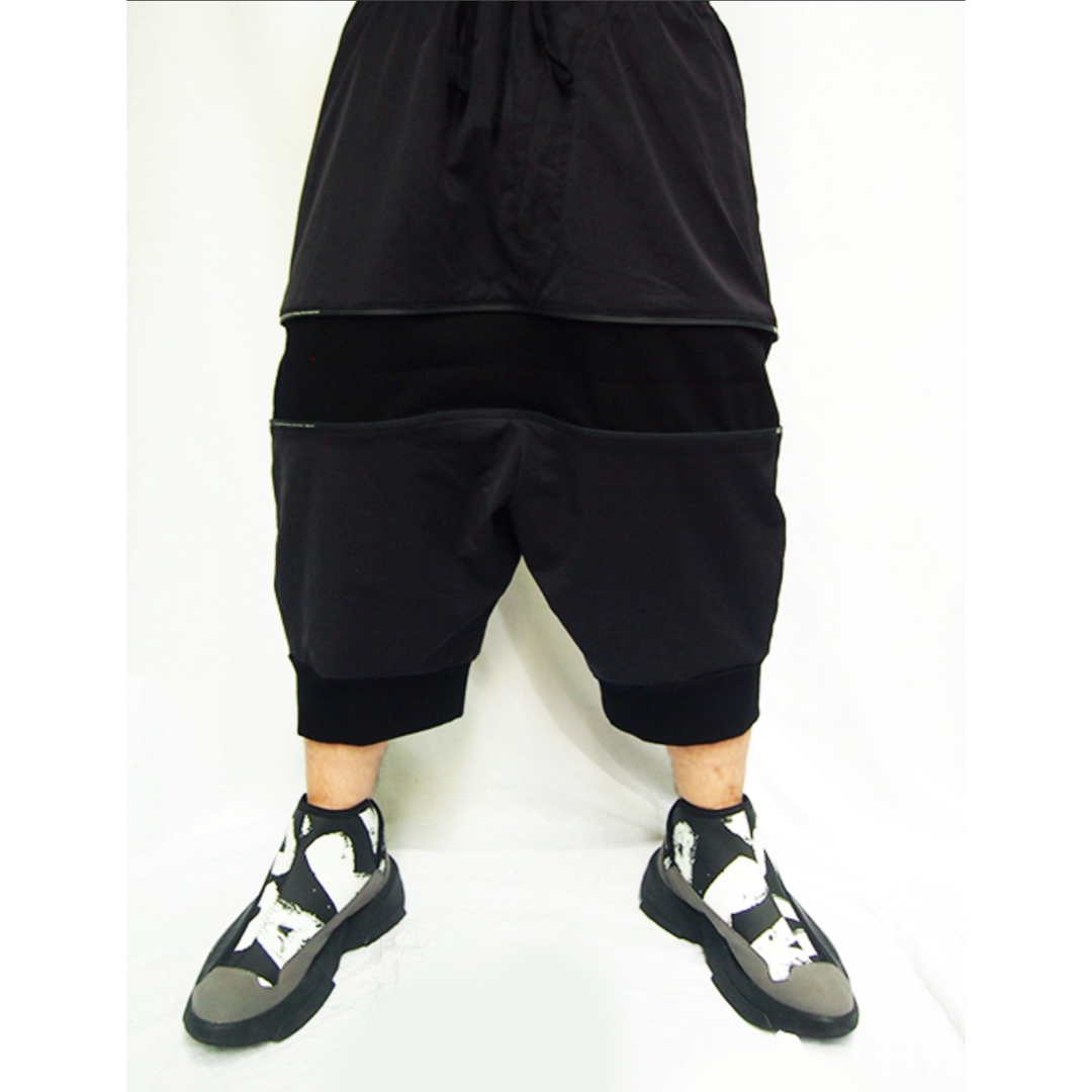 JULIUS(ユリウス)の3 NILoS COMBINATION CROPPED PANTS メンズのパンツ(サルエルパンツ)の商品写真