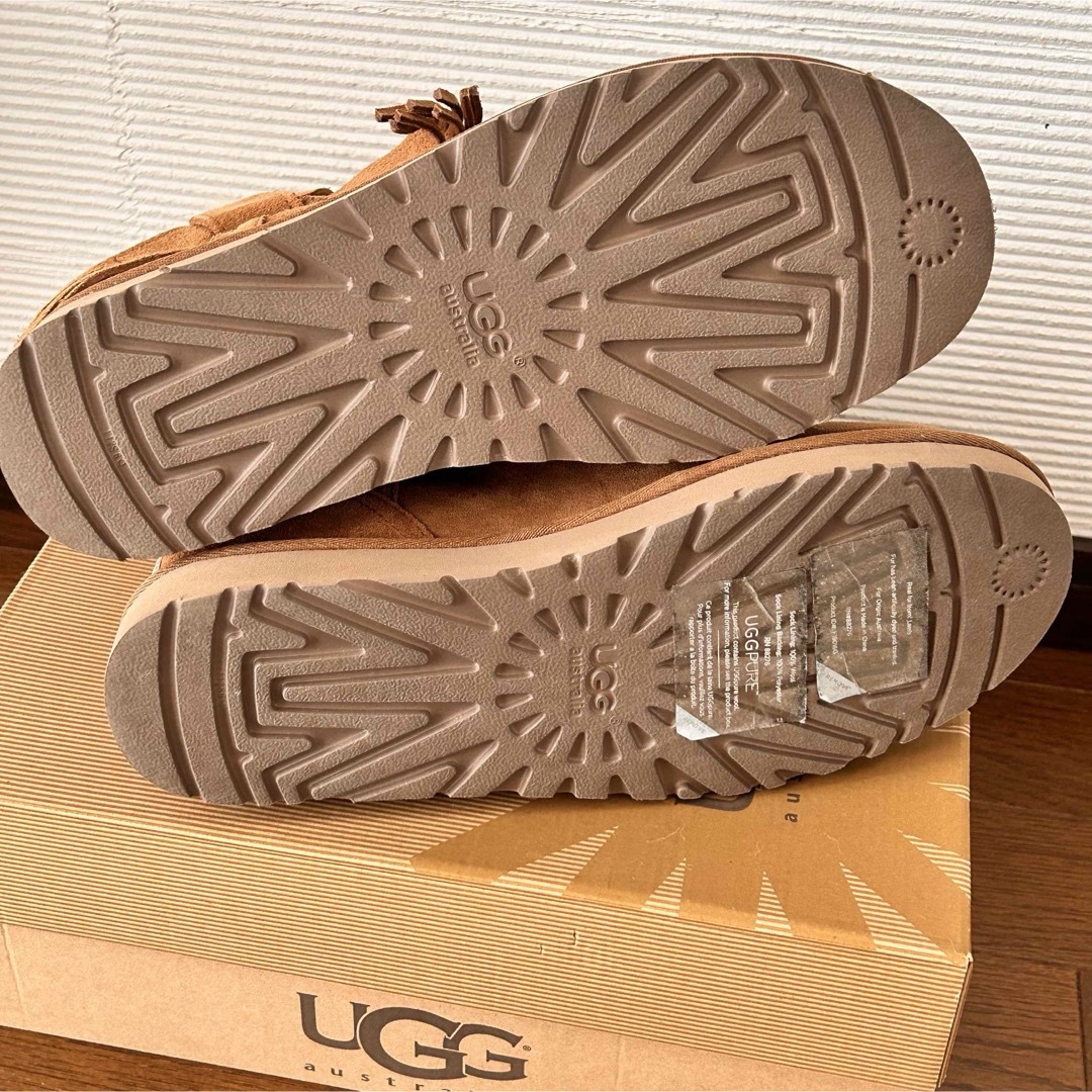 UGG(アグ)の新品未使用☆UGG  アグ　ムートンブーツ  W KASPAR 26 レディースの靴/シューズ(ブーツ)の商品写真