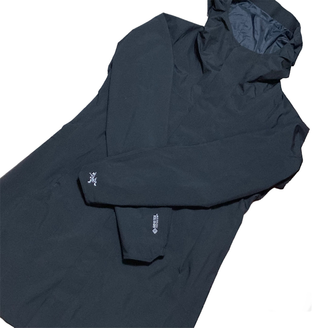 ARC'TERYX(アークテリクス)の【ほぼ未使用】ARC'TERYX SOLANO COAT アークテリクス ソラノ レディースのジャケット/アウター(ナイロンジャケット)の商品写真