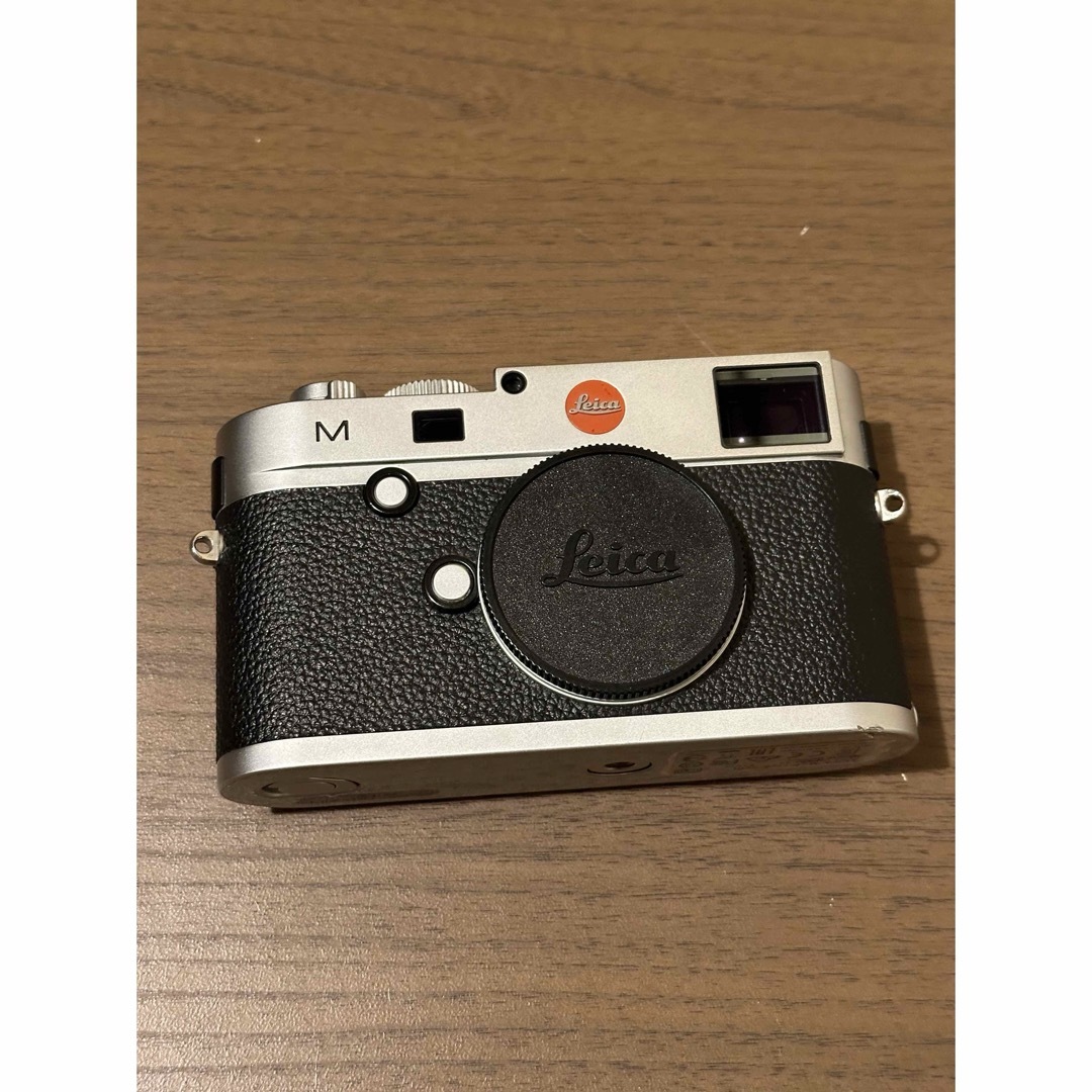 LEICA(ライカ)の極美品に近い ライカ M type240 ボディ シルバー Leica スマホ/家電/カメラのカメラ(デジタル一眼)の商品写真