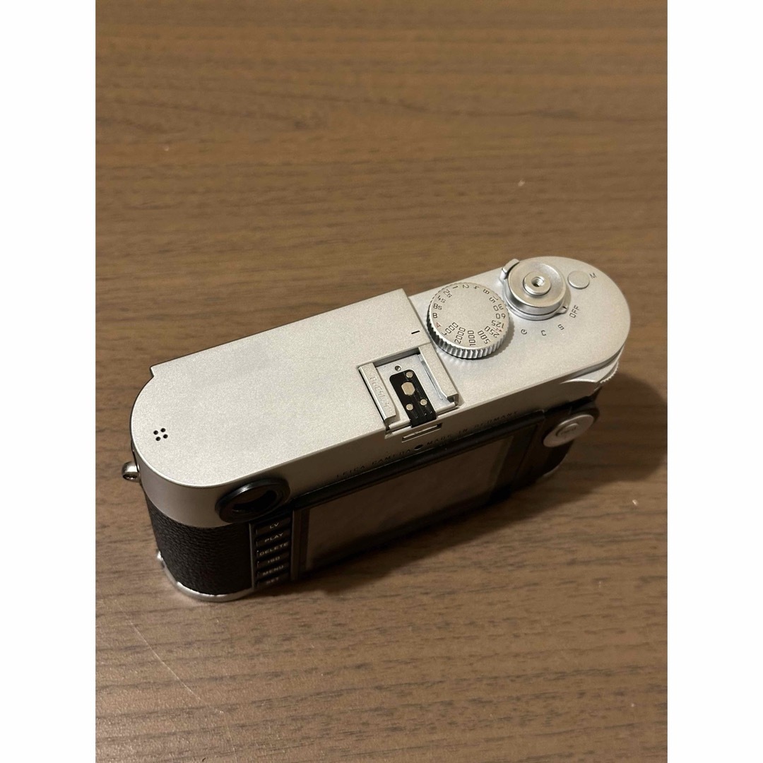 LEICA(ライカ)の極美品に近い ライカ M type240 ボディ シルバー Leica スマホ/家電/カメラのカメラ(デジタル一眼)の商品写真