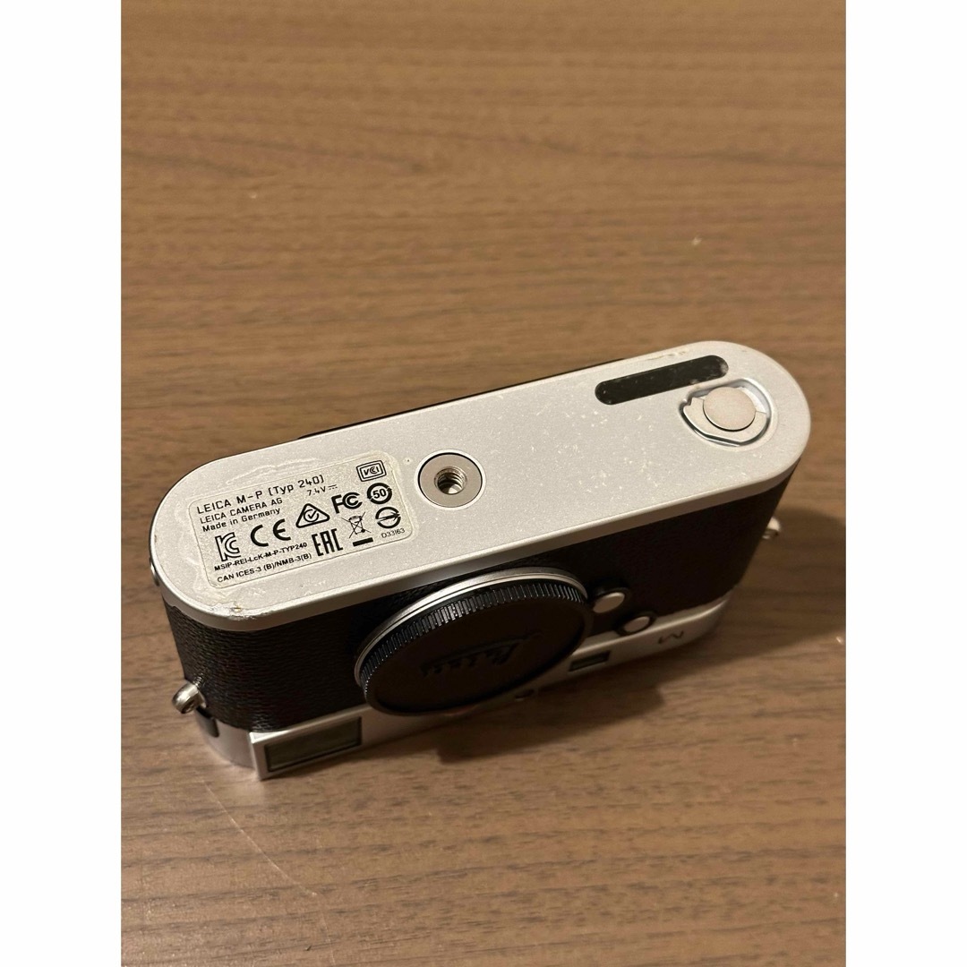 LEICA(ライカ)の極美品に近い ライカ M type240 ボディ シルバー Leica スマホ/家電/カメラのカメラ(デジタル一眼)の商品写真