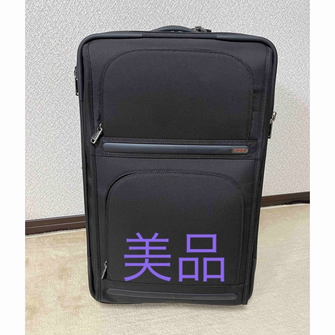 TUMI(トゥミ)のTUMI 美品 スーツケース　キャリーケース　旅行バッグ　機内持ち込み可能　二輪 メンズのバッグ(トラベルバッグ/スーツケース)の商品写真