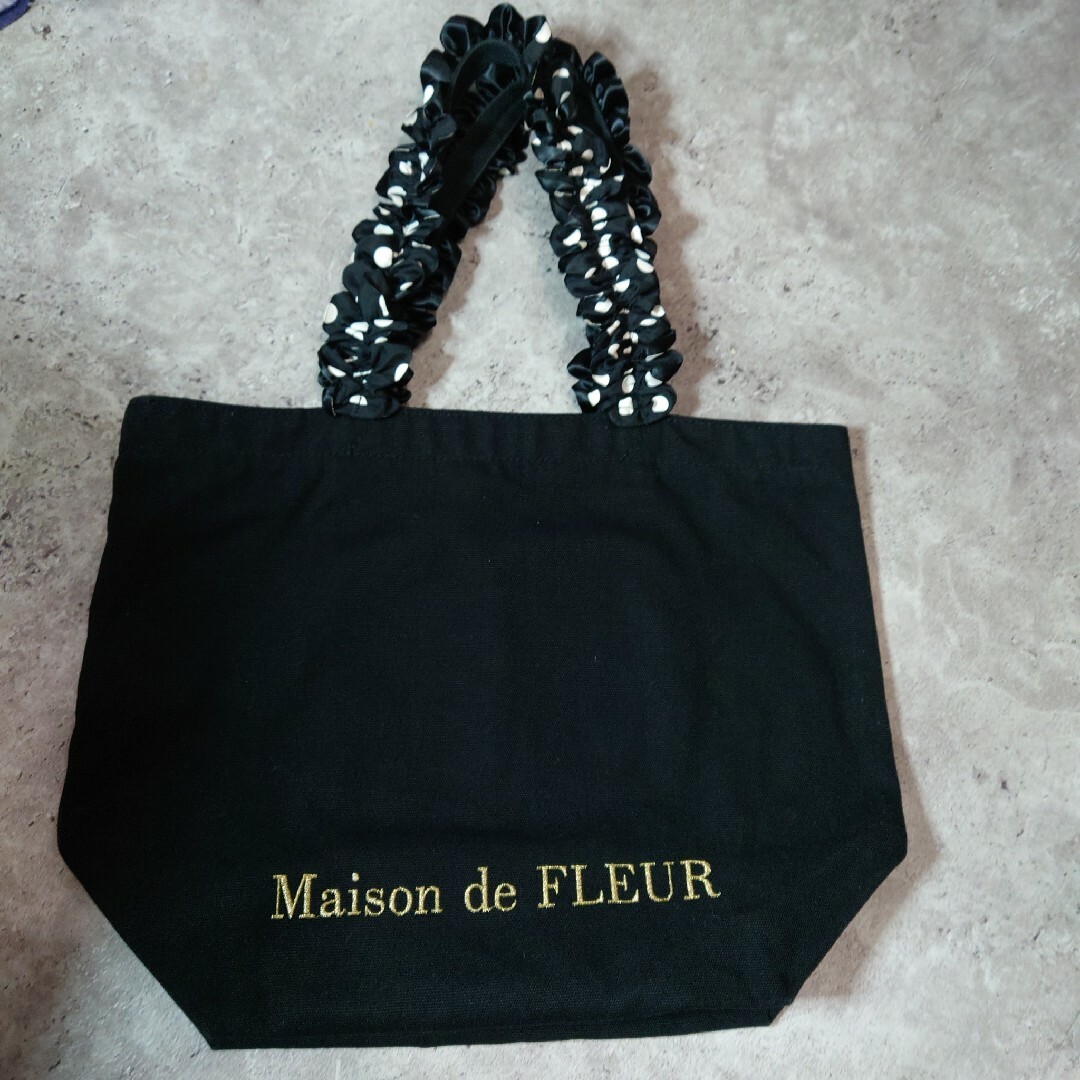 Maison de FLEUR(メゾンドフルール)のメゾンドフルール♡トートバッグ、ミニーちゃんディズニーストアコラボ レディースのバッグ(トートバッグ)の商品写真