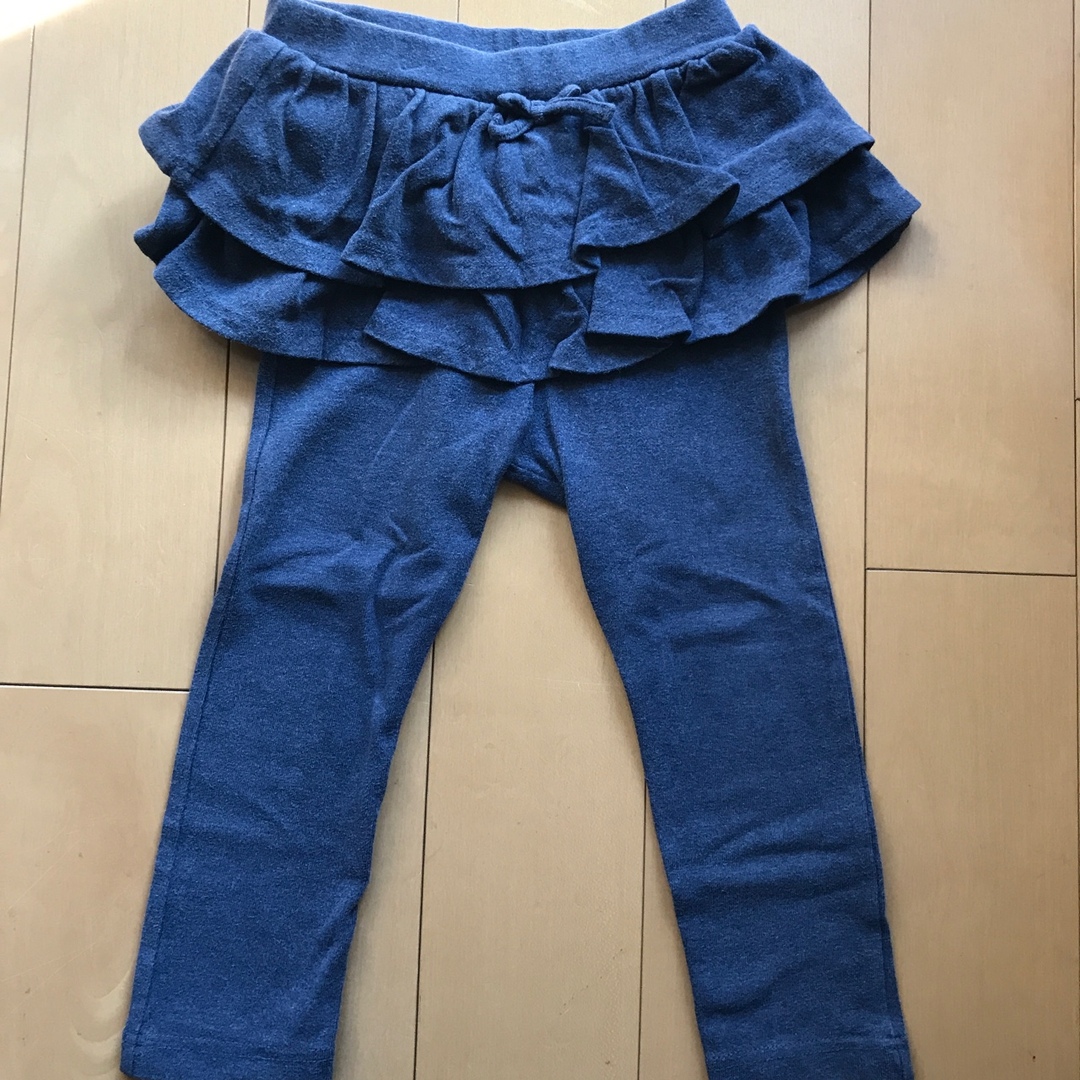 UNIQLO(ユニクロ)のレギンスwithふりふり キッズ/ベビー/マタニティのキッズ服女の子用(90cm~)(パンツ/スパッツ)の商品写真