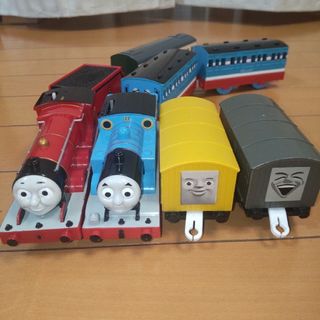 タカラトミー(Takara Tomy)のプラレール トーマスとジェームズといたずら貨車セット(鉄道模型)