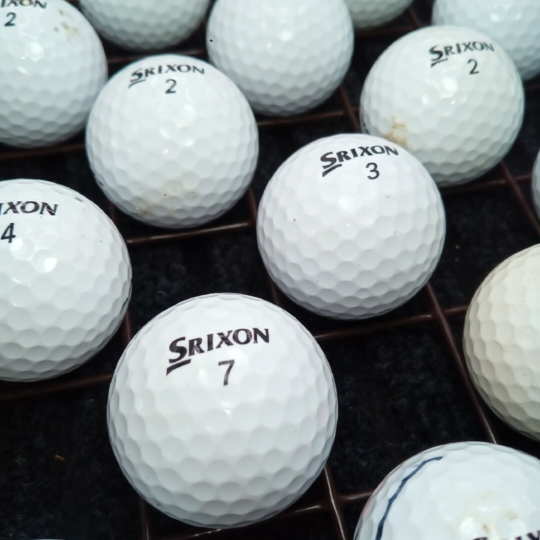 Srixon(スリクソン)のスリクソン Z-STAR (18球 AB ) ロストボール スポーツ/アウトドアのゴルフ(その他)の商品写真