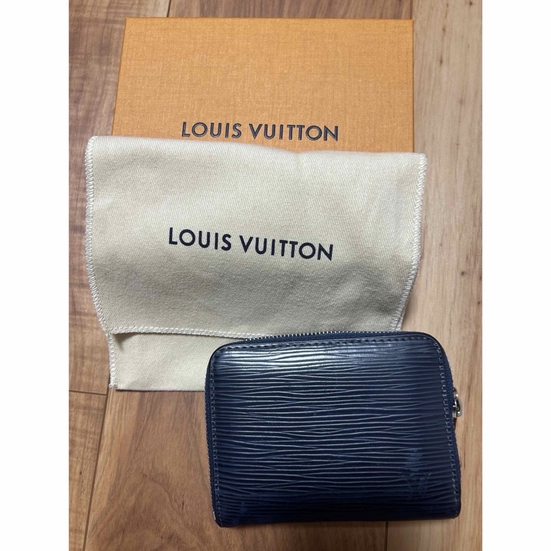 LOUIS VUITTON(ルイヴィトン)のLOUIS VUITTON  ジッピーコインパース エピ　ブルー レディースのファッション小物(財布)の商品写真