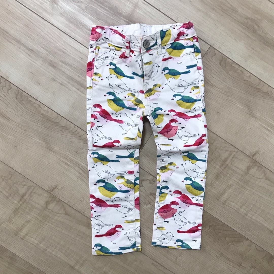 babyGAP(ベビーギャップ)のbabyGAP    鳥柄  スキニーパンツ  長ズボン キッズ/ベビー/マタニティのキッズ服女の子用(90cm~)(パンツ/スパッツ)の商品写真