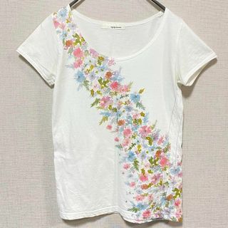 ミスティウーマン(mysty woman)のmysty woman ミスティウーマン　Tシャツ　花柄　レディース(Tシャツ(半袖/袖なし))