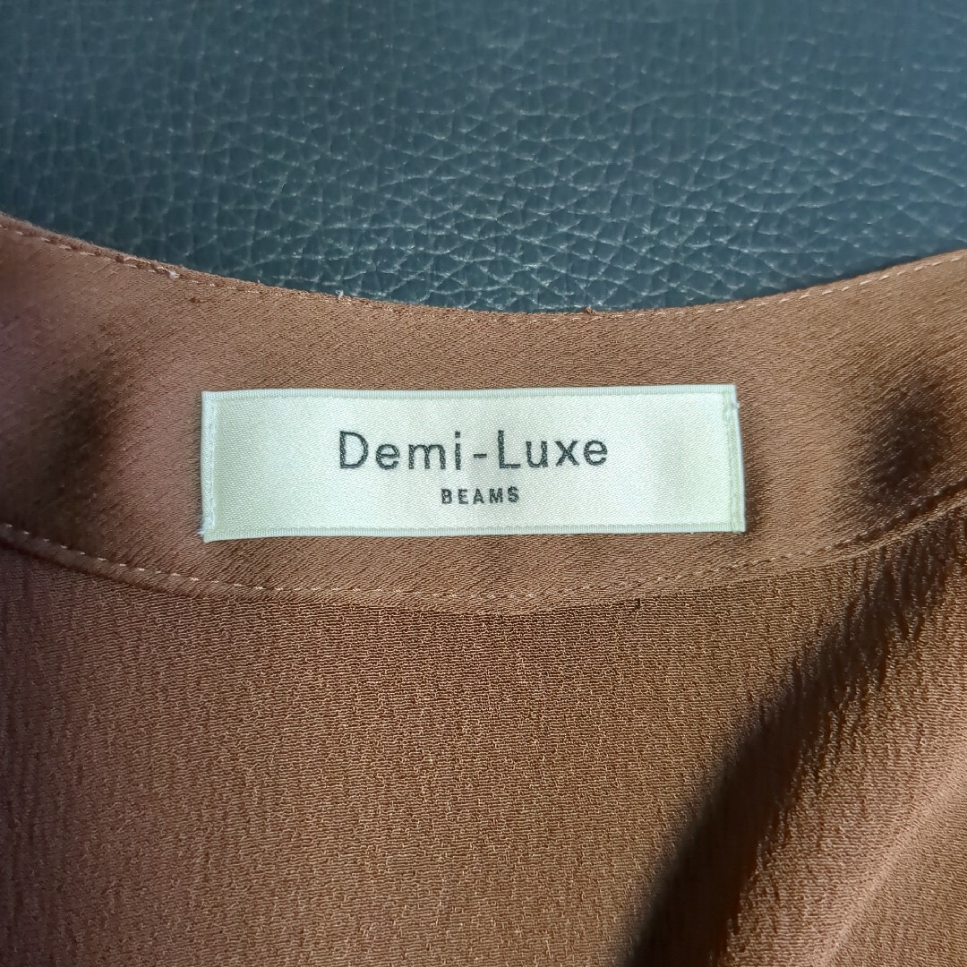 Demi-Luxe BEAMS(デミルクスビームス)のデミルクスビームスのブラウスM レディースのトップス(シャツ/ブラウス(半袖/袖なし))の商品写真