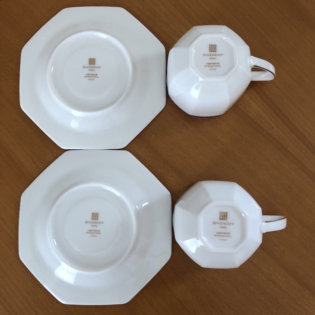 GIVENCHY(ジバンシィ)の GIVENCHY カップ&ソーサー2客セット インテリア/住まい/日用品のキッチン/食器(食器)の商品写真