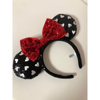 ディズニー(Disney)の❤︎ディズニー　ハートスパンコールカチューシャ❤︎(カチューシャ)