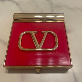 ヴァレンティノ(VALENTINO)のヴァレンティノ　アイ2チーク　02ローズレッド(チーク)