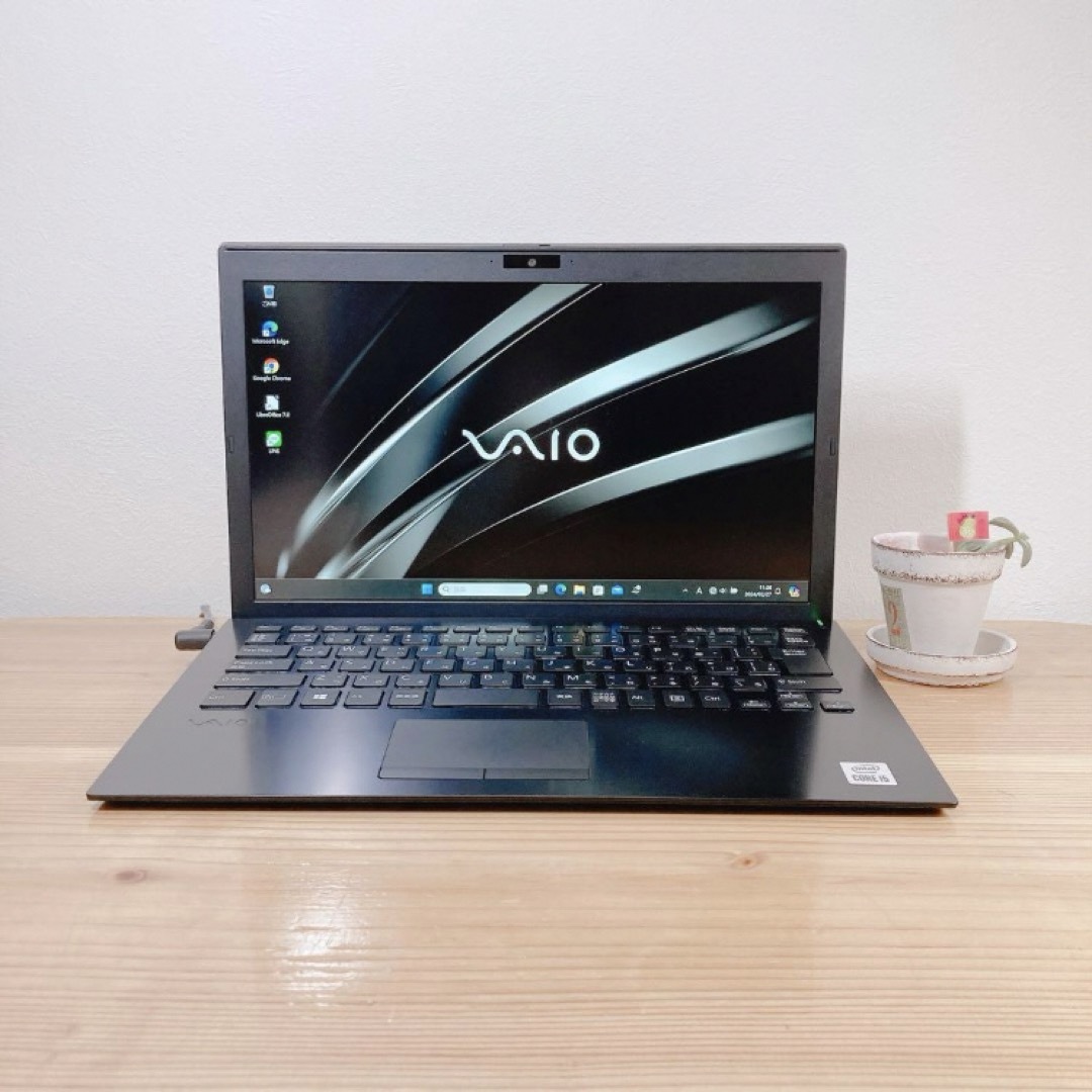 VAIO(バイオ)の【軽量】VAIO/オフィス付き/Windows11/SSD/ノートパソコン/黒 スマホ/家電/カメラのPC/タブレット(ノートPC)の商品写真