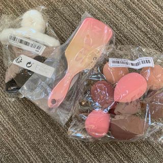 シーイン(SHEIN)のシーインセット売り　SHEIN  ヘアブラシ　ヘアクリップ　スポンジ(ヘアブラシ/クシ)