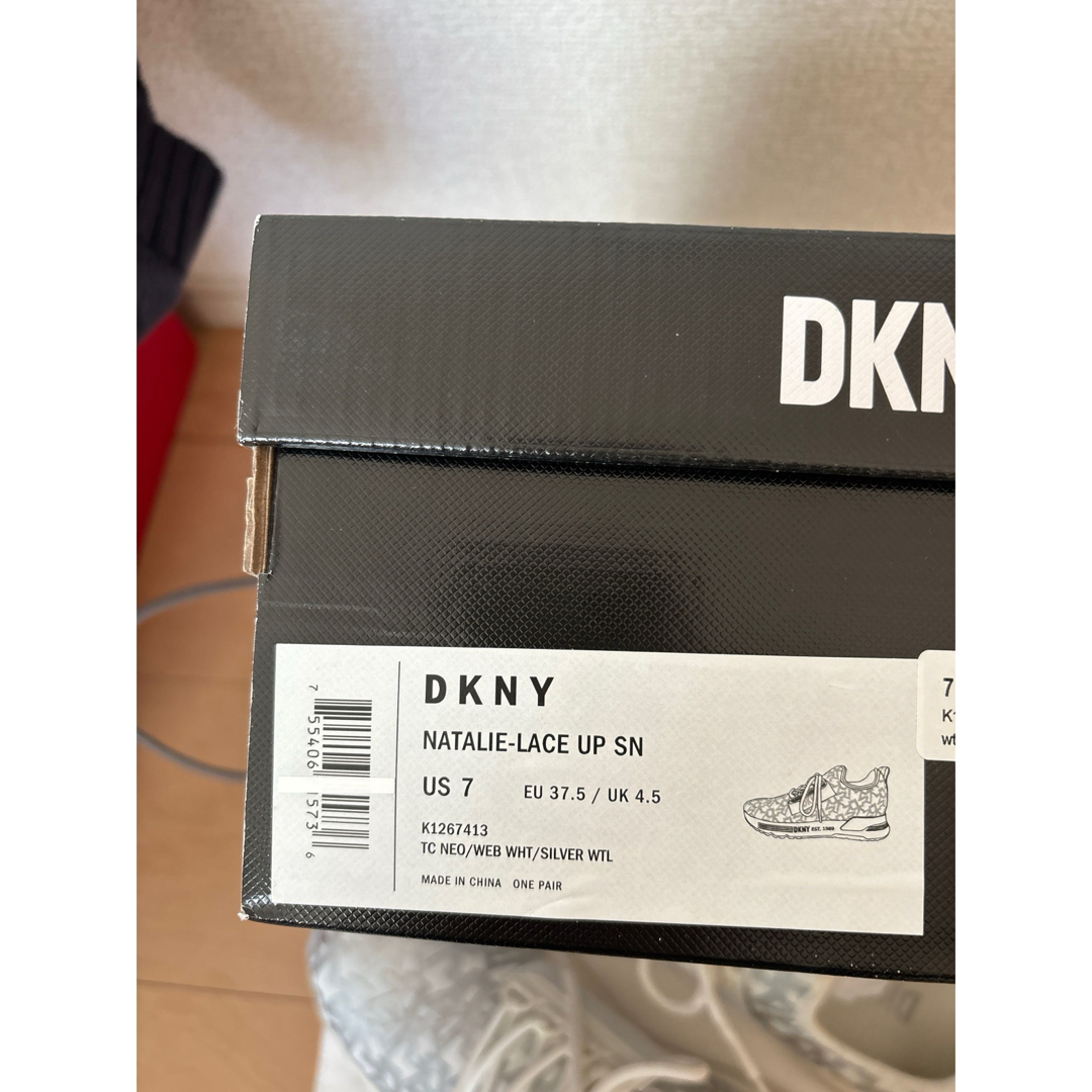 DKNY WOMEN(ダナキャランニューヨークウィメン)のDKNY スニーカー レディースの靴/シューズ(スニーカー)の商品写真